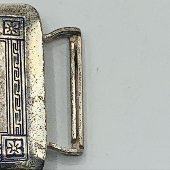 Vintage Giant Grip Silverfront Belt Buckle – Monogram “G” – Silver-Plated - Picture 4 of 9